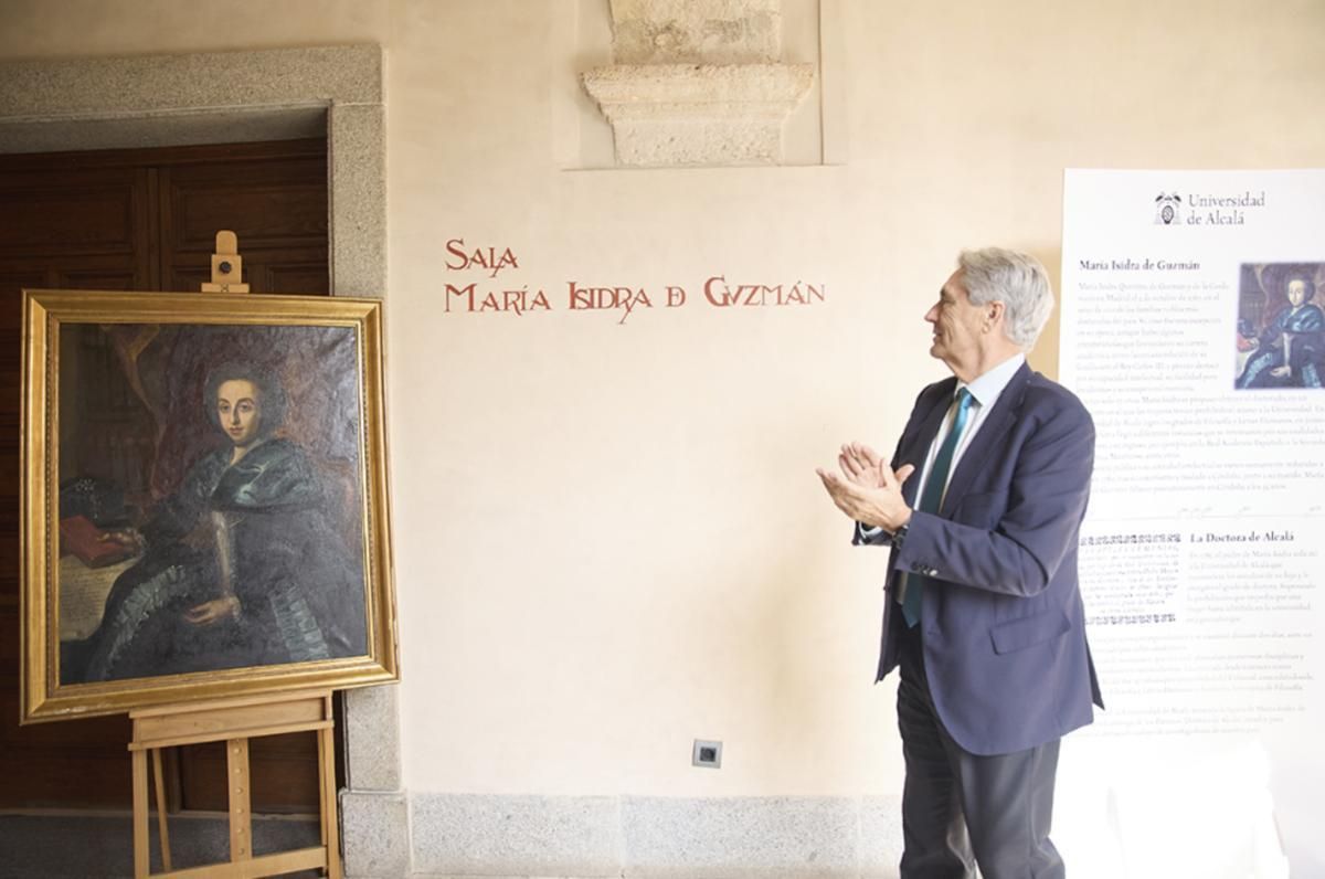 El rector de la UAH en la inauguración de la sala