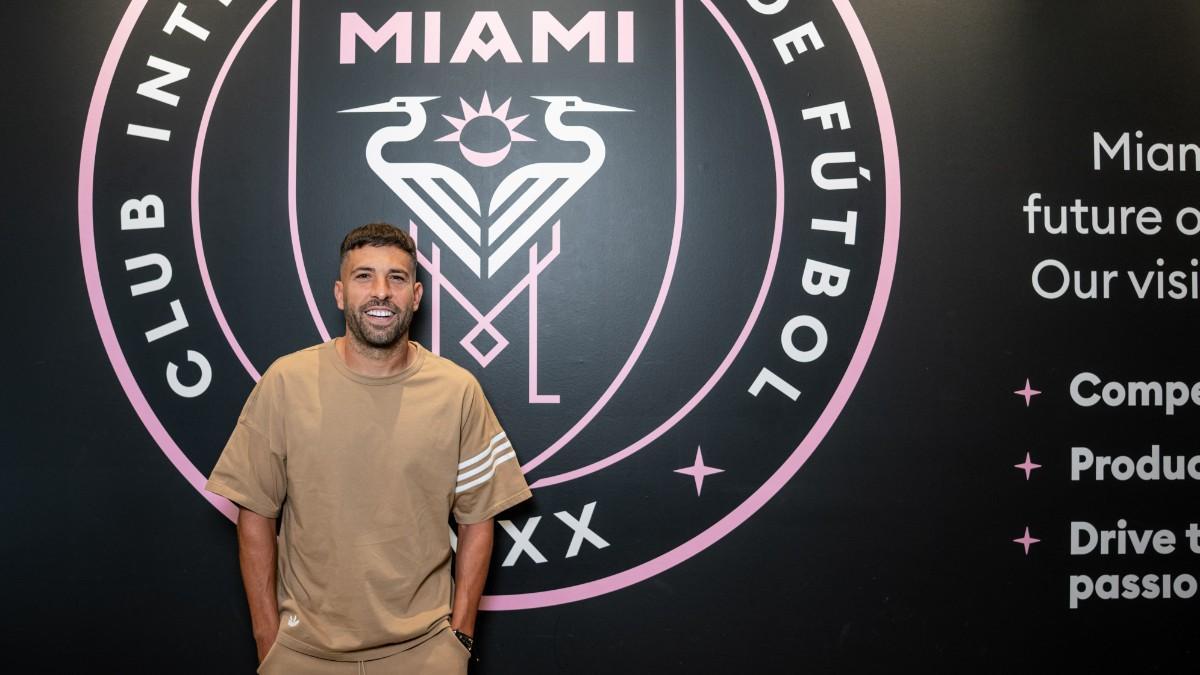 Jordi Alba se retira en el Inter de Miami