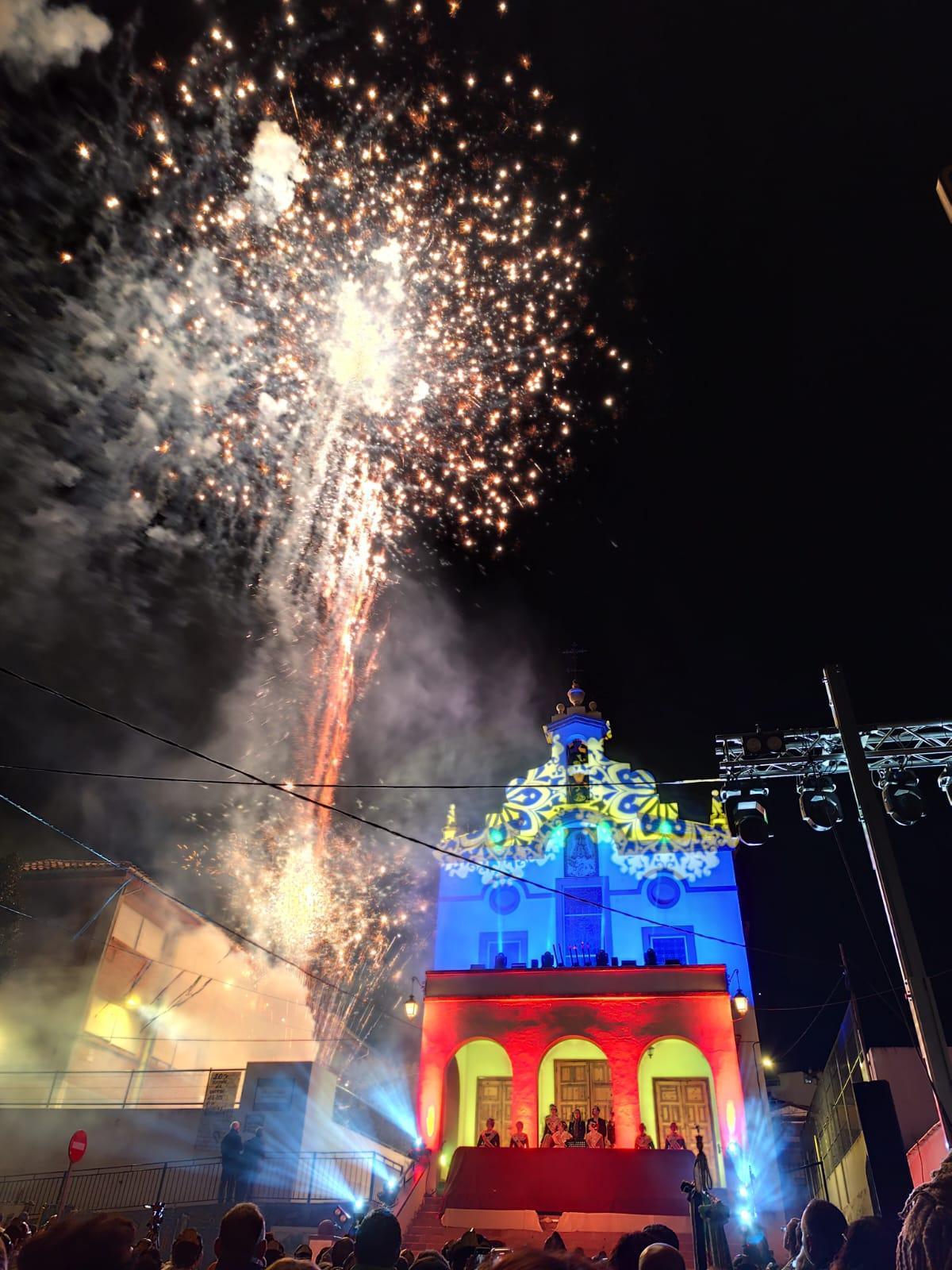 La iglesia de los Desamparados de la Vall fue el escenario de la Crida fallera.