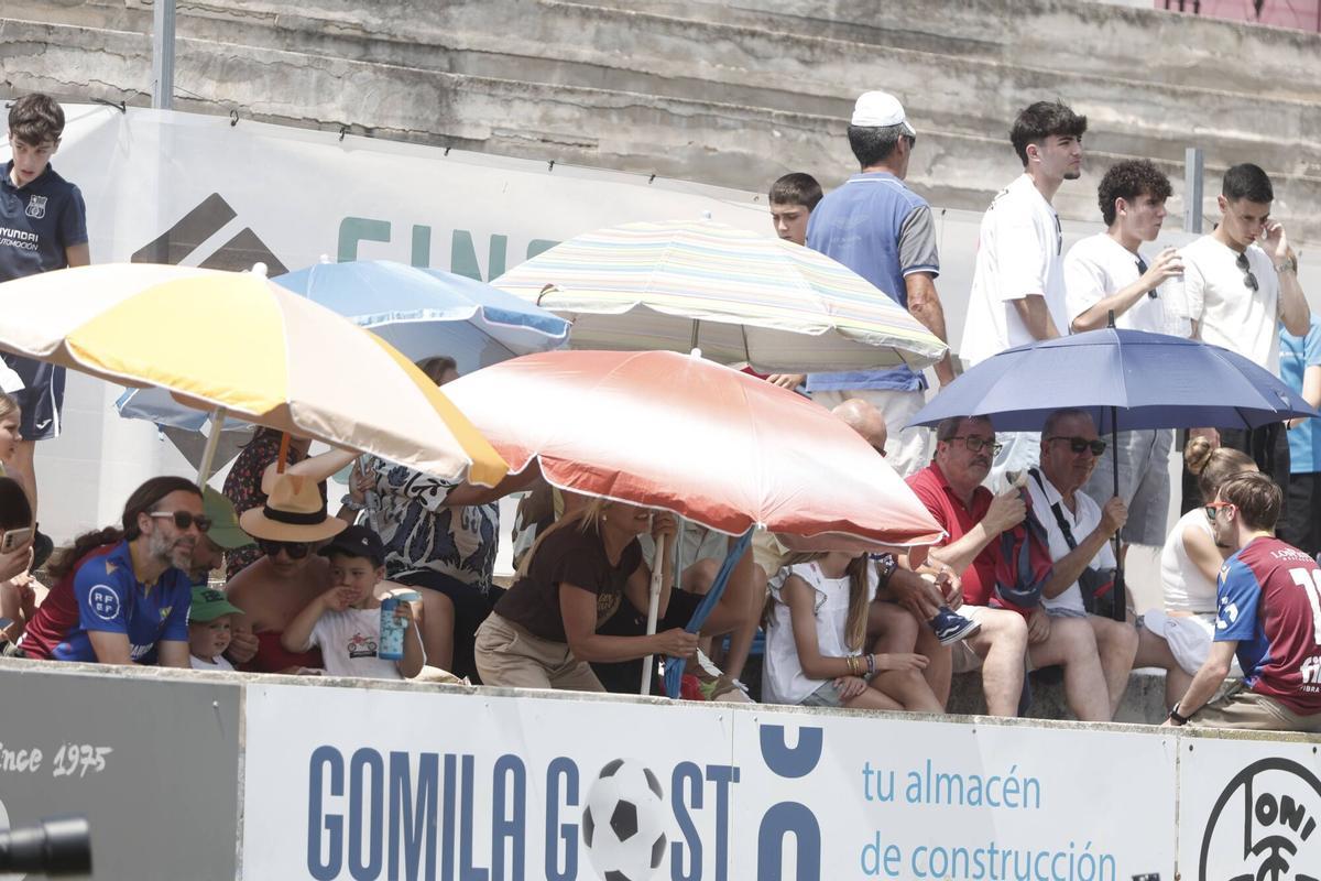 Poblense - Águilas: las imágenes del partido