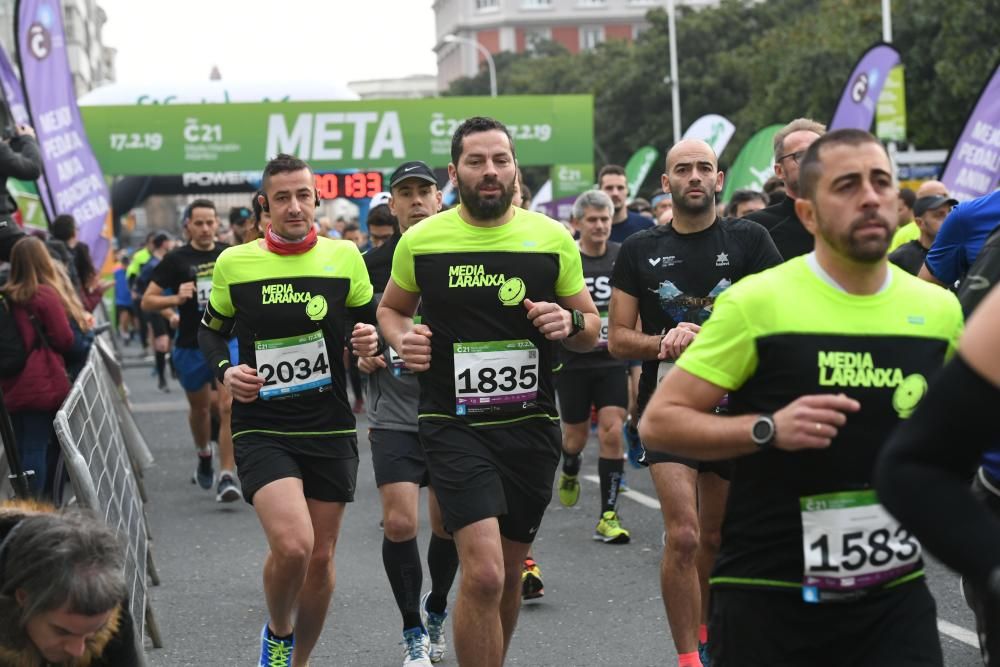 Búscate en la galería del medio maratón Coruña21