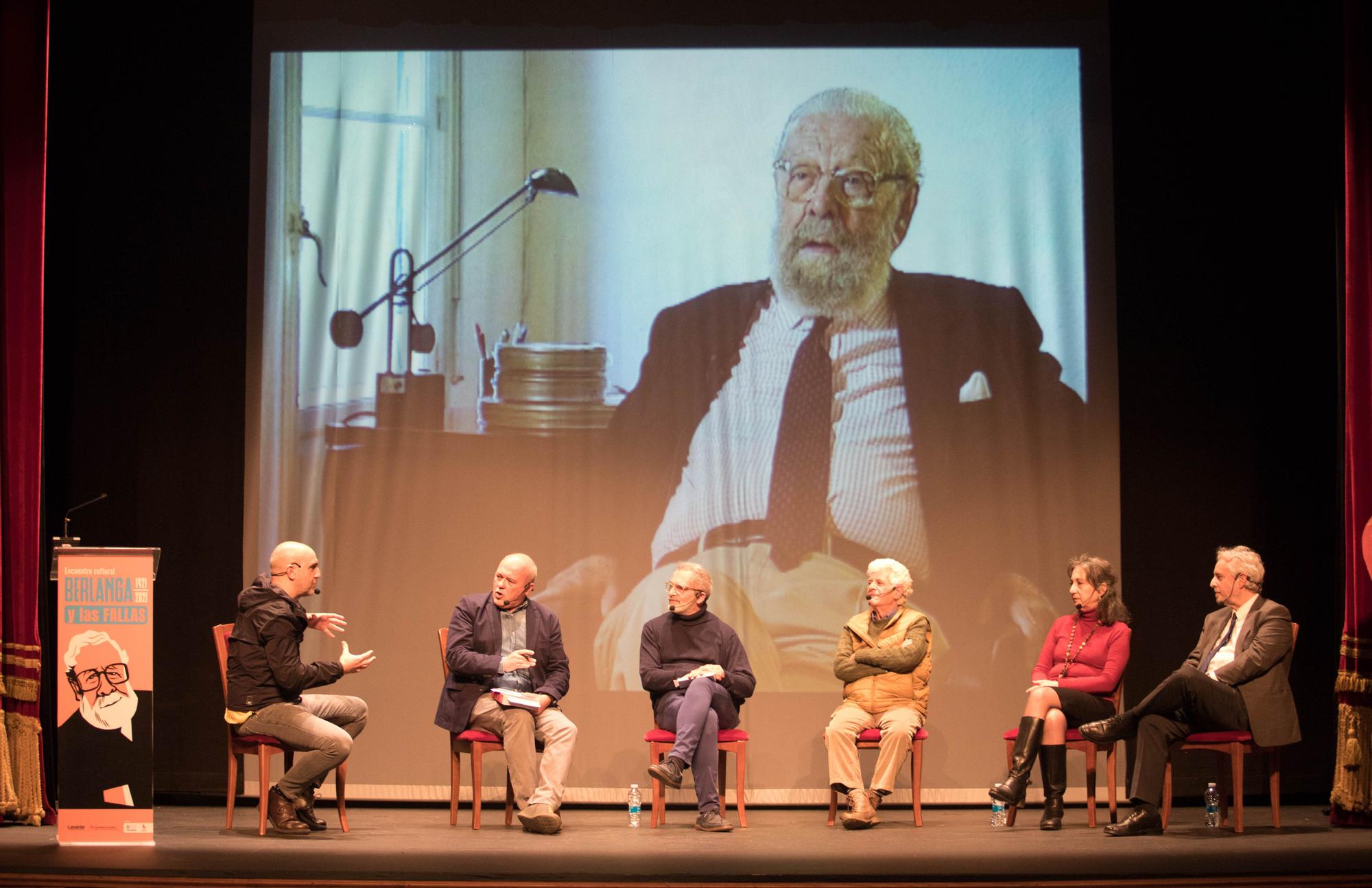 Encuentro cultural sobre Berlanga y las Fallas, organizado por Levante-EMV en el Teatro Talía.
