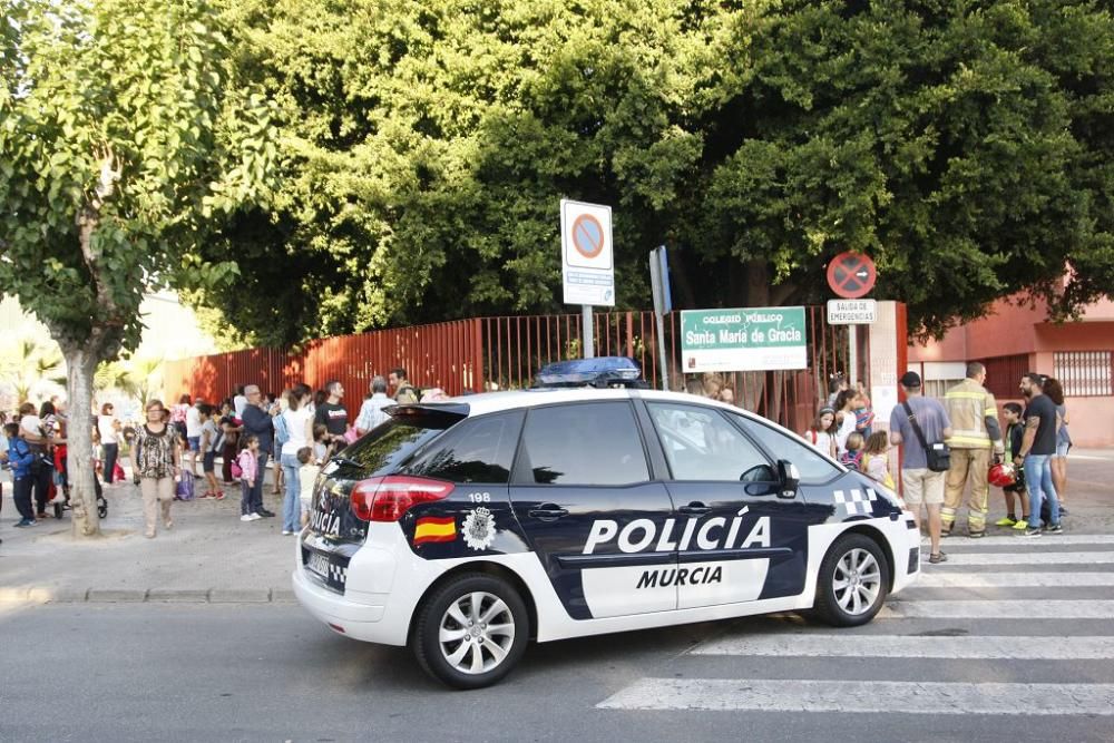 Susto en el colegio de Santa María de Gracia por un incendio en la despensa