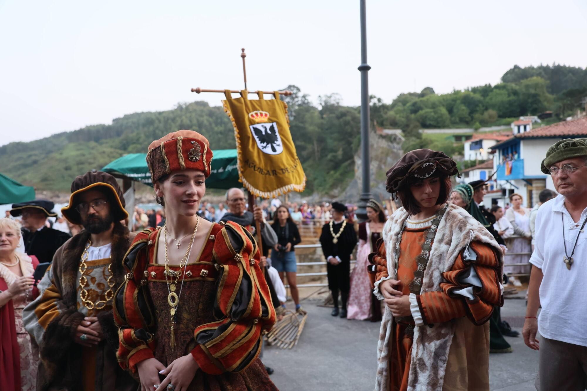 Carlos V siempre desembarca en Tazones