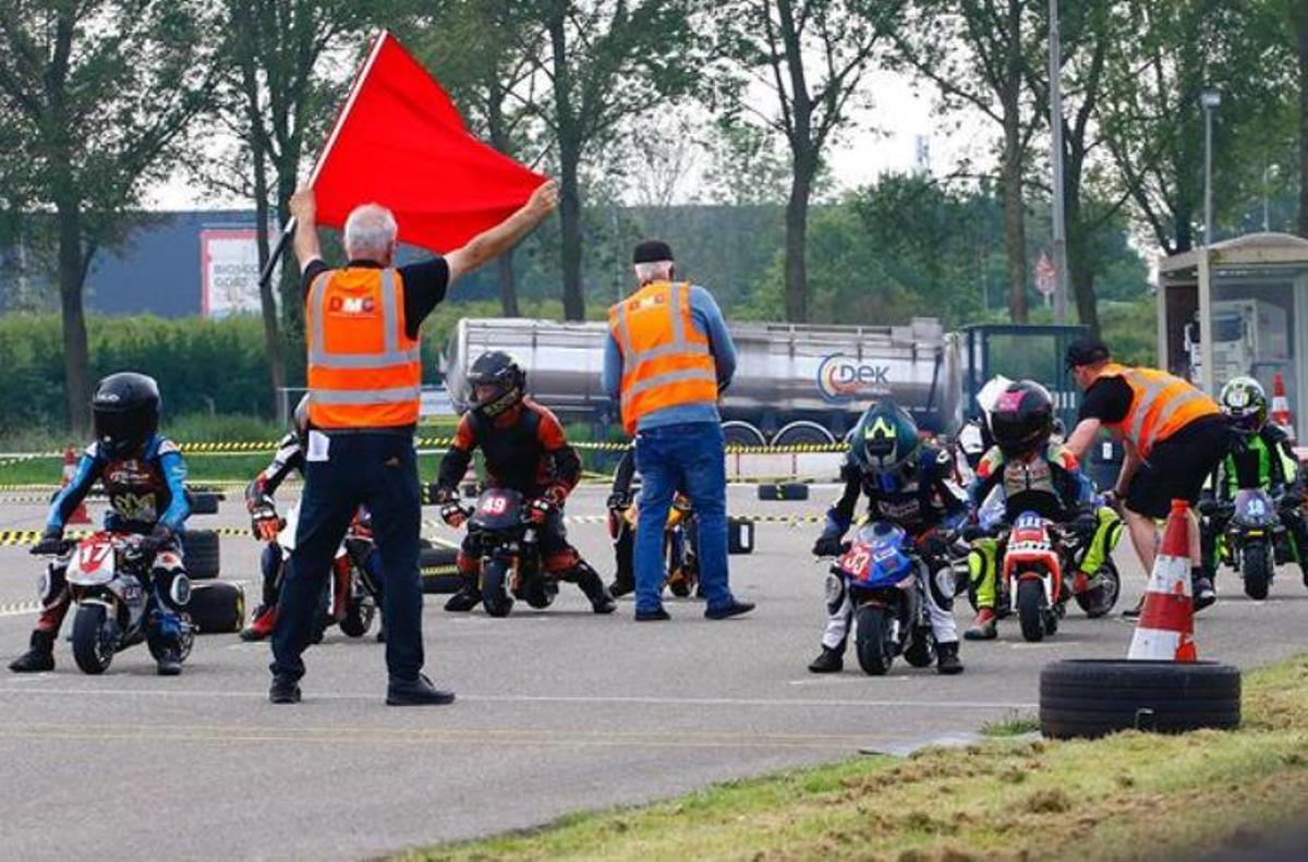 Sid Veijer (33), piloto de 7 años fallecido recientemente, en una carrera pasada.