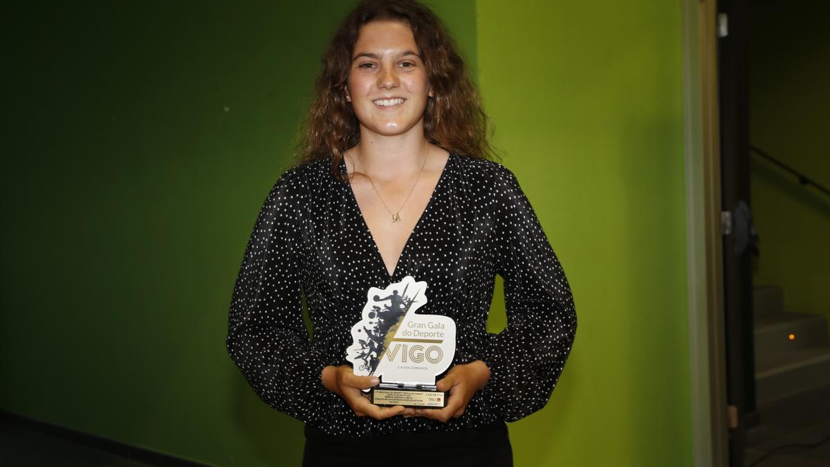 Marta García Llorca, ganadora en golf en la 22 Gran Gala do Deporte de Vigo e Comarca. 16 junio 2021. Ricardo Grobas