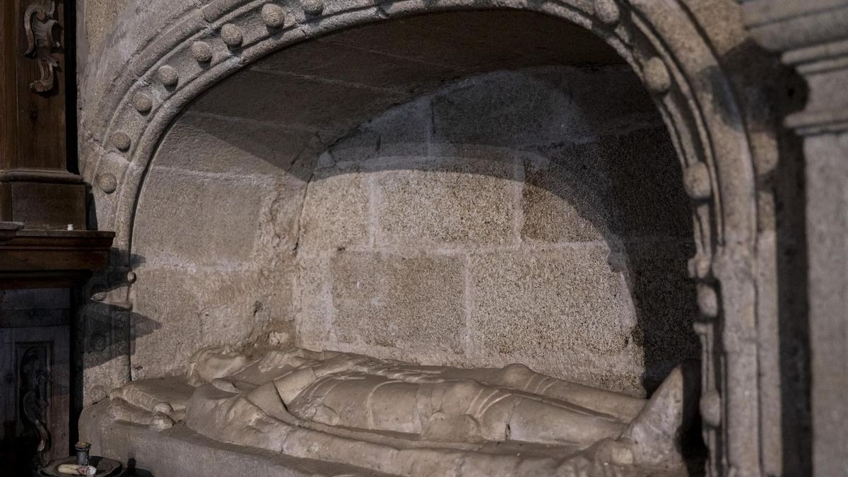 La estatua yacente de Francisco de Ovando 'El viejo'