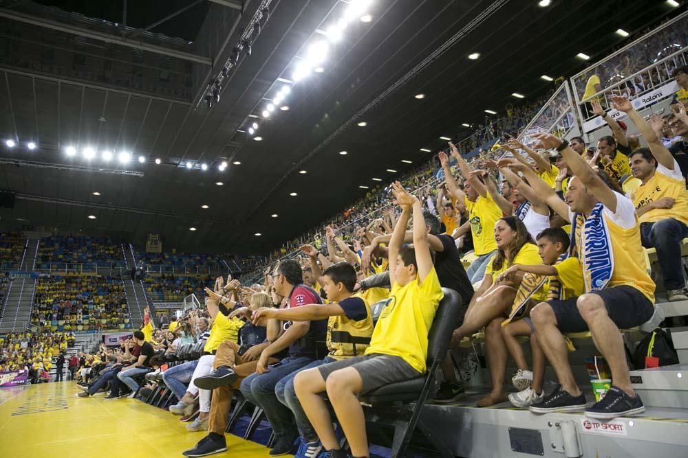 Herbalife Gran Canaria 93 - 87 Laboral Kutxa