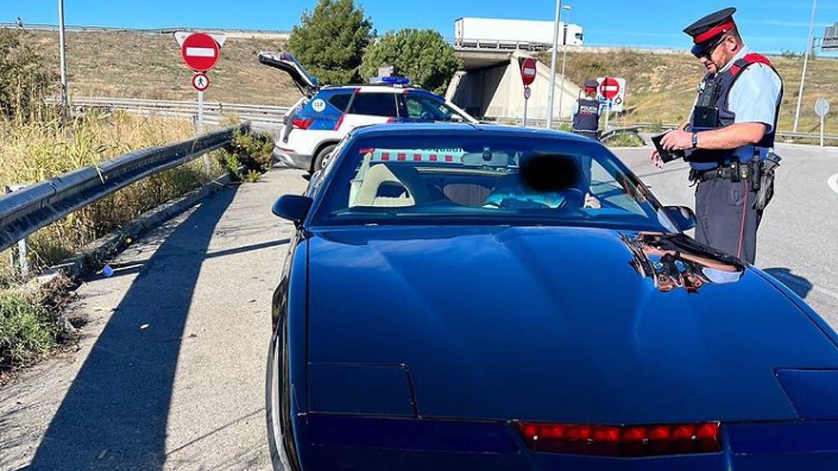 Los Mossos detuvieron el coche en un control rutinario.