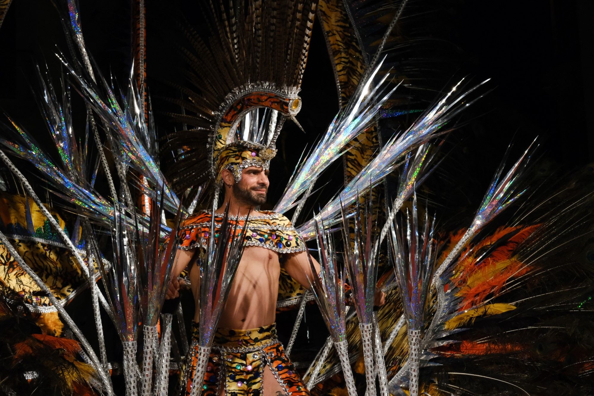 El Carnaval de Málaga ya toma las calles tras el pregón de Maxi