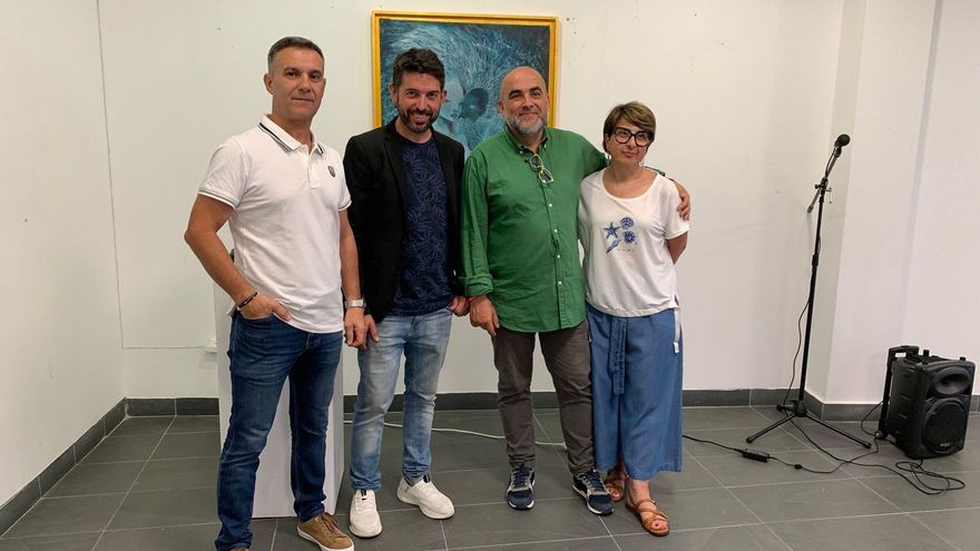 A mostra &#039;Cibercitania&#039; do compostelán Nando Pereiro chega ao Liceo de Noia