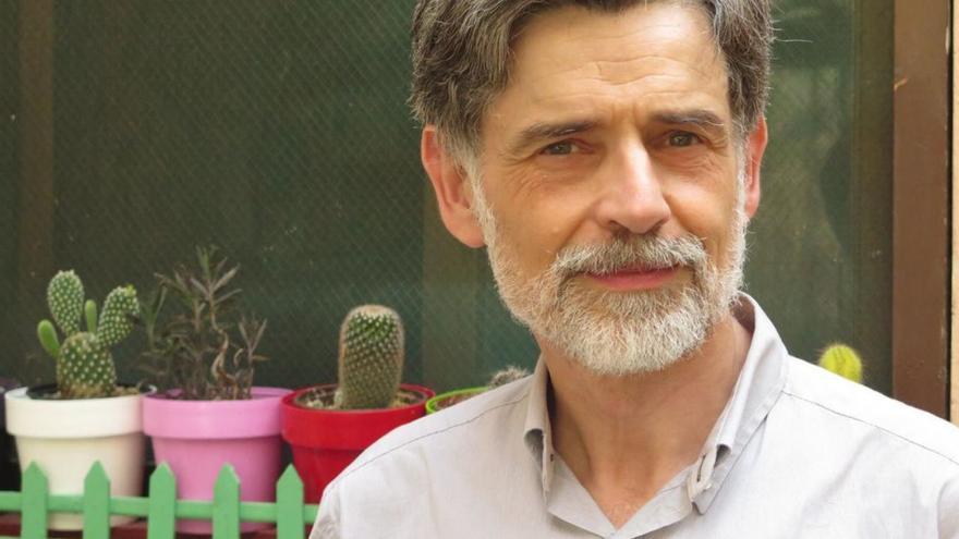 El pediatra Carlos González revela uno de sus errores como padre: &quot;Me arrepiento...&quot;