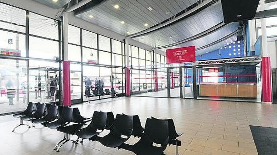 La sala de espera de la estación de autobuses de Mieres.