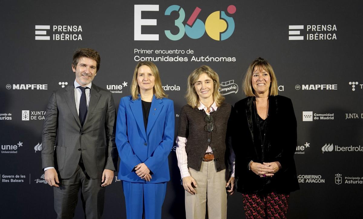 Sergi Guillot, director general de Prensa Ibérica; Mònica Martínez Bravo, consellera de Derechos Sociales e Inclusión de la Generalitat de Catalunya; Ainhoa Moll, adjunta a la Presidencia y directora editorial de Prensa Ibérica, y Núria Marín, delegada de la Generalitat de Catalunya en Madrid