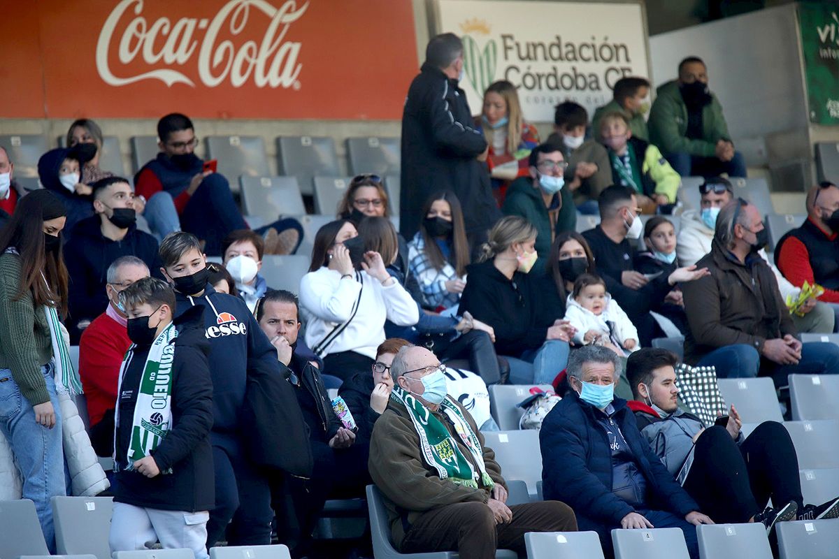 Córdoba CF - Vélez CF: Las imágenes de la afición en el Arcángel