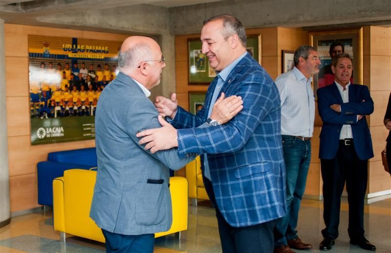 Presentación de las camisetas de la UD Las Palmas