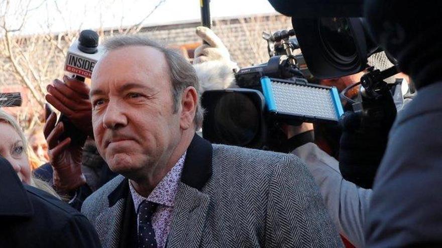 Kevin Spacey reaparece como Frank Underwood en un enigmático vídeo