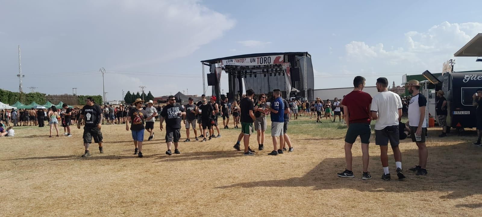 GALERÍA | La primera jornada del Festival "Vintoro" llena Toro de rock, "fuego" y un gran ambiente