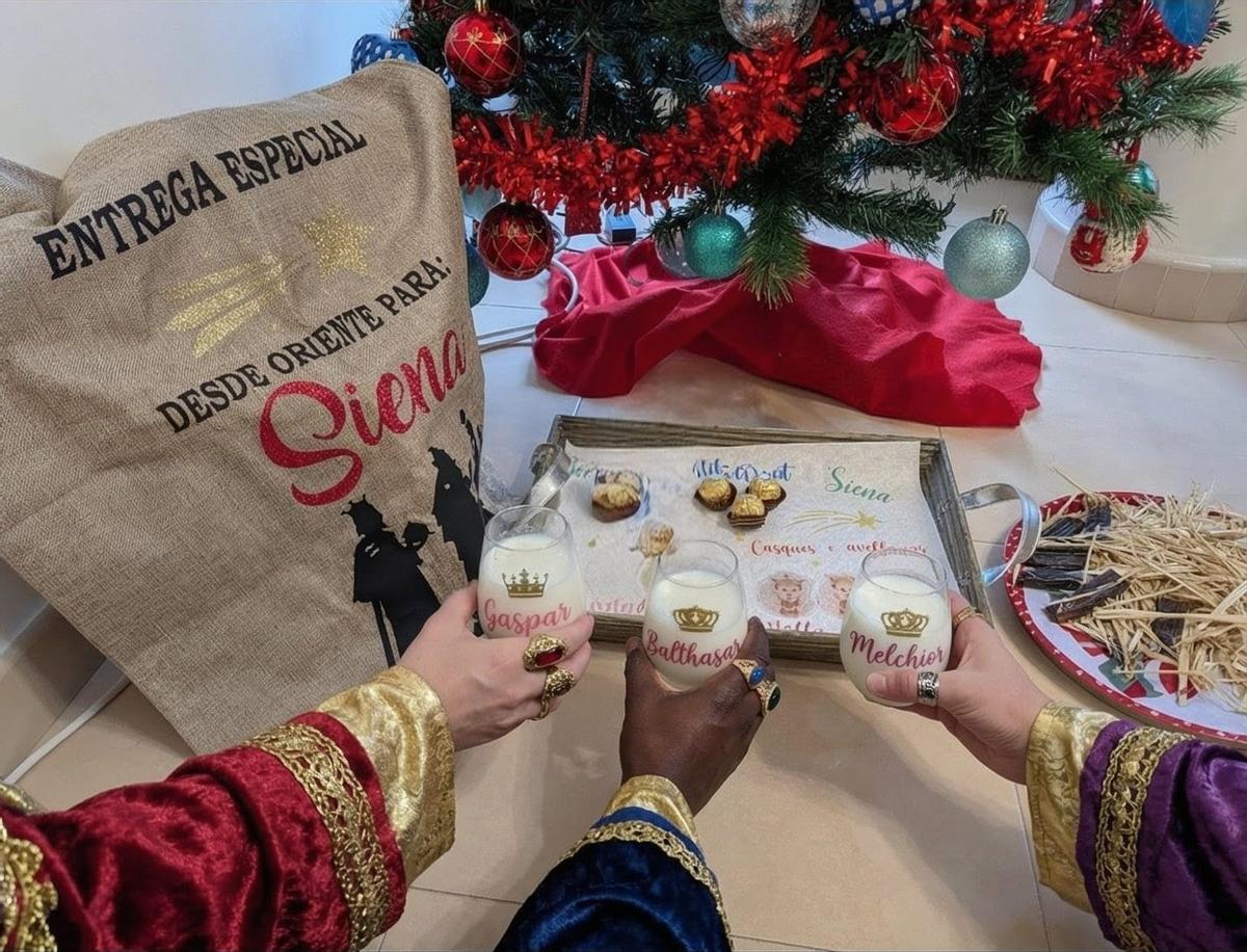 Leche, bombones, 'palla' y 'garrofes' para los tres Reyes Magos y sus camellos, en un hogar de Castellón.