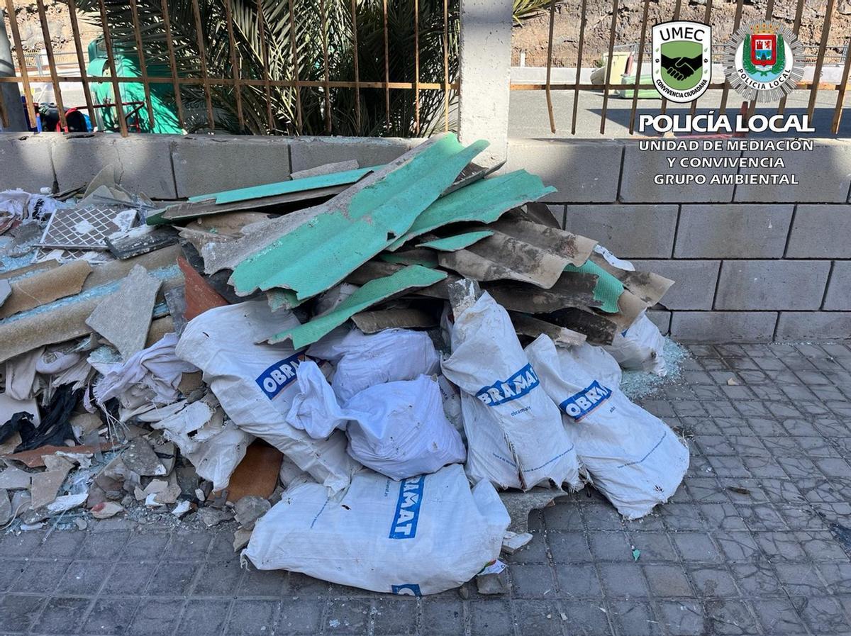 Imagen de los residuos vertidos en la zona de El Sebadal, en Las Palmas de Gran Canaria.
