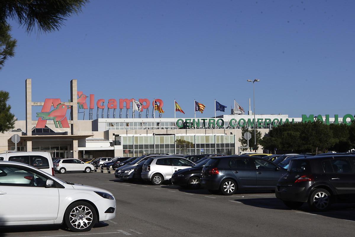 El proyecto de ampliación de Alcampo es rechazado por las patronales del comercio tradicional.