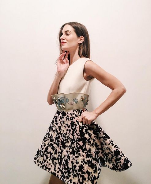 Vestidos de manga corta para Navidad por menos de 100 euros - Woman Vestidos de manga corta para Navidad por menos de 100 euros - Woman