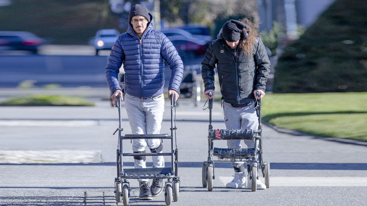 Nou pacients amb paràlisi recobren la mobilitat gràcies a l’estimulació elèctrica medul·lar Nou pacients amb paràlisi recobren la mobilitat gràcies a l’estimulació elèctrica medul·lar