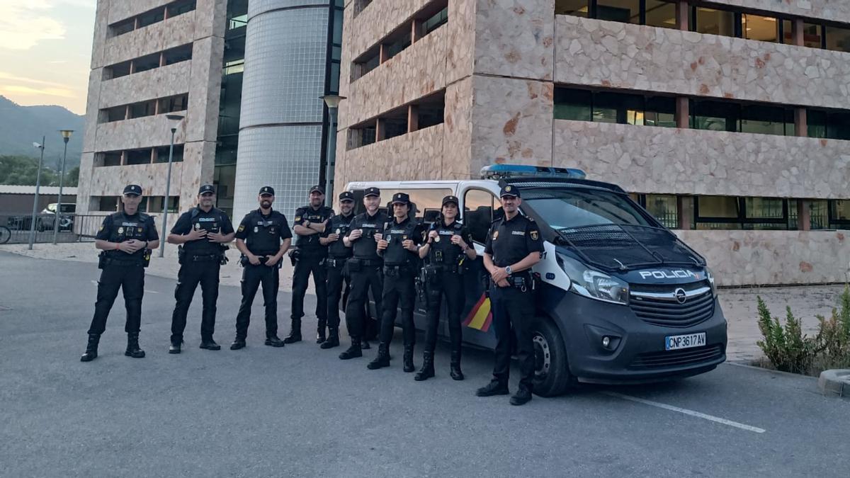 Refuerzos policiales en la comisaría de Ibiza
