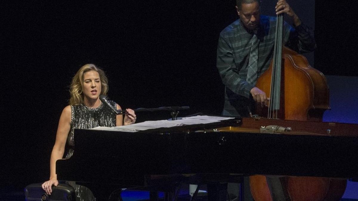 zentauroepp40579775 barcelona  17 10 2017 concierto de diana krall en el auditor171018132602