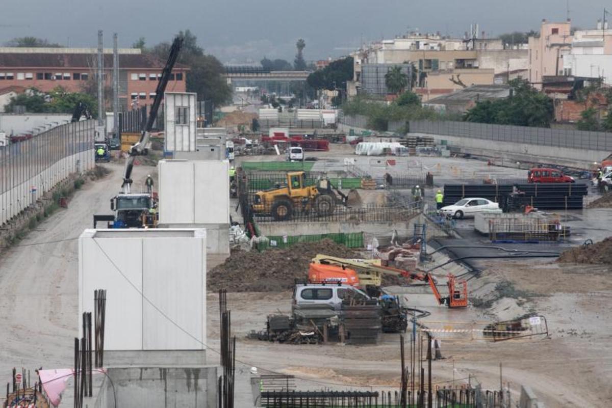 Obras del AVE en la estación del Carmende Murcia.