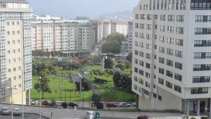 Imagen aérea de la plaza Elíptica, en Os Rosales.