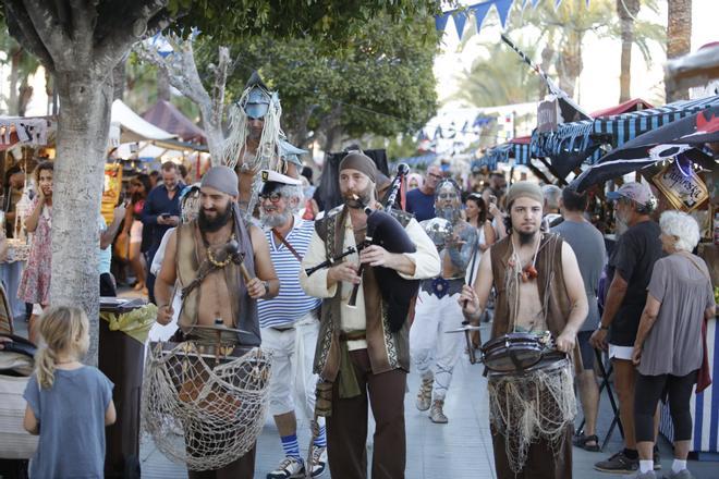 Mira aquí todas las imágenes de la Fira Marinera Medieval de Sant Antoni