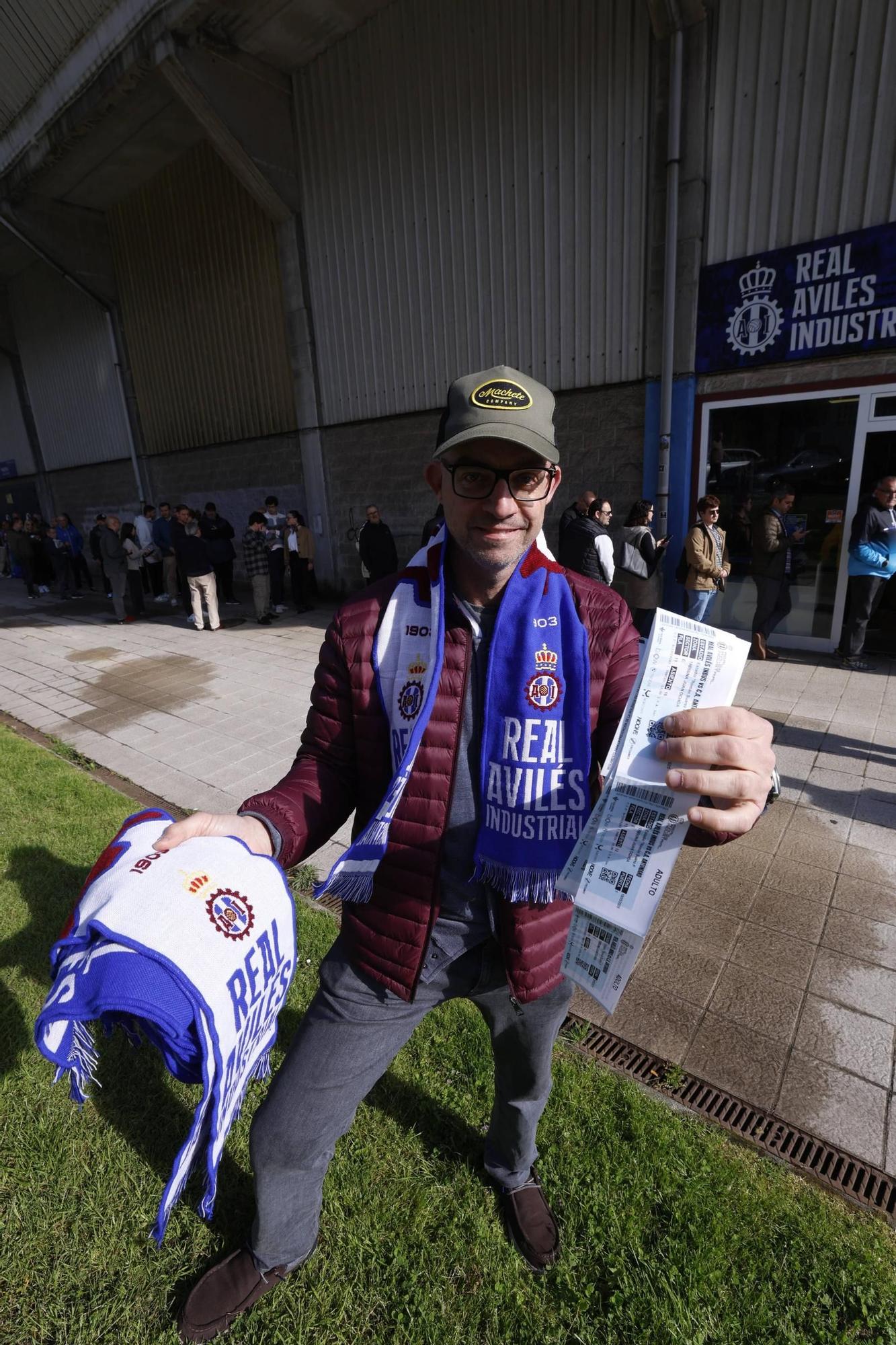 Colas en el Suárez Puerta para el duelo del Avilés frente al Antoniano con el sueño de sueguir adelante en la pelea por el ascenso