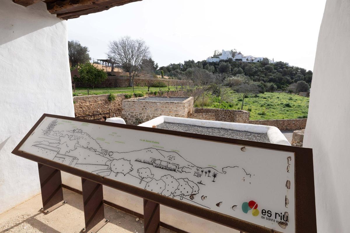 Visita guiada al entorno de Can Planetes en Santa Eulària