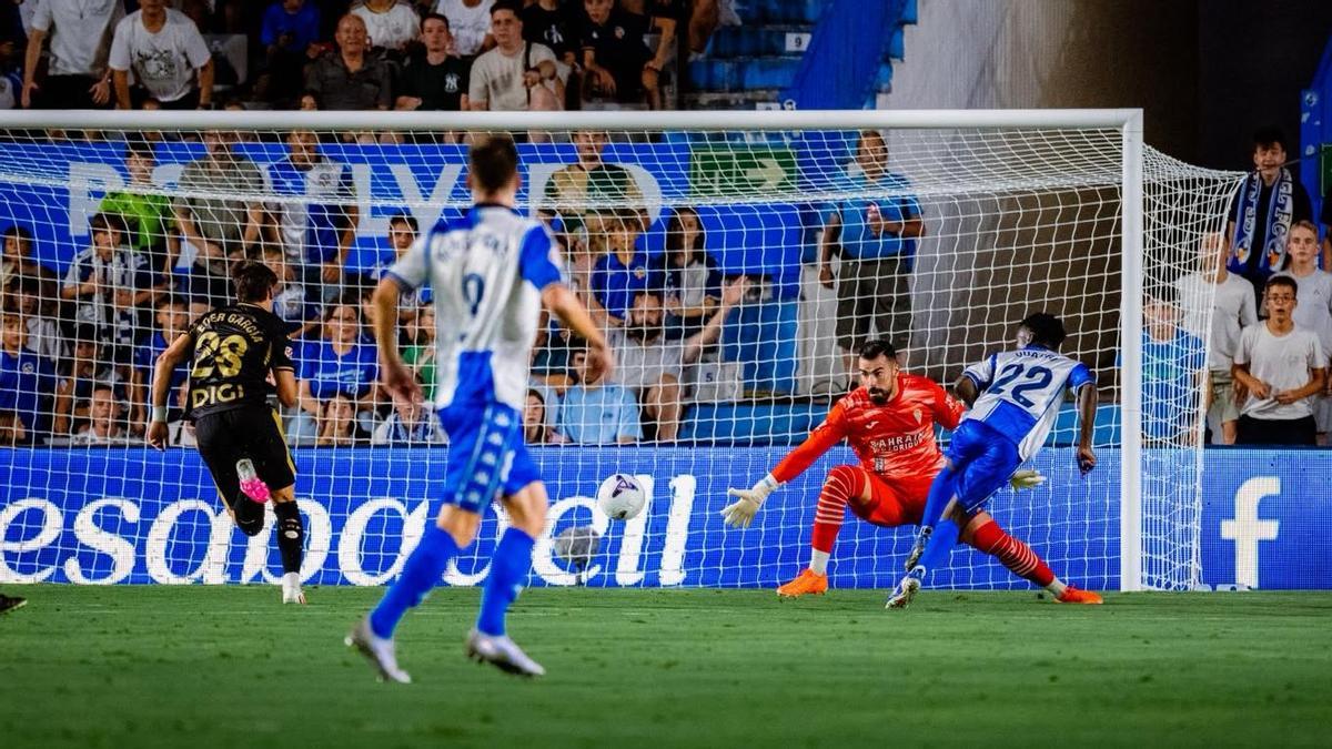 El Córdoba CF, víctima y verdugo de su propio caos ante el Sabadell