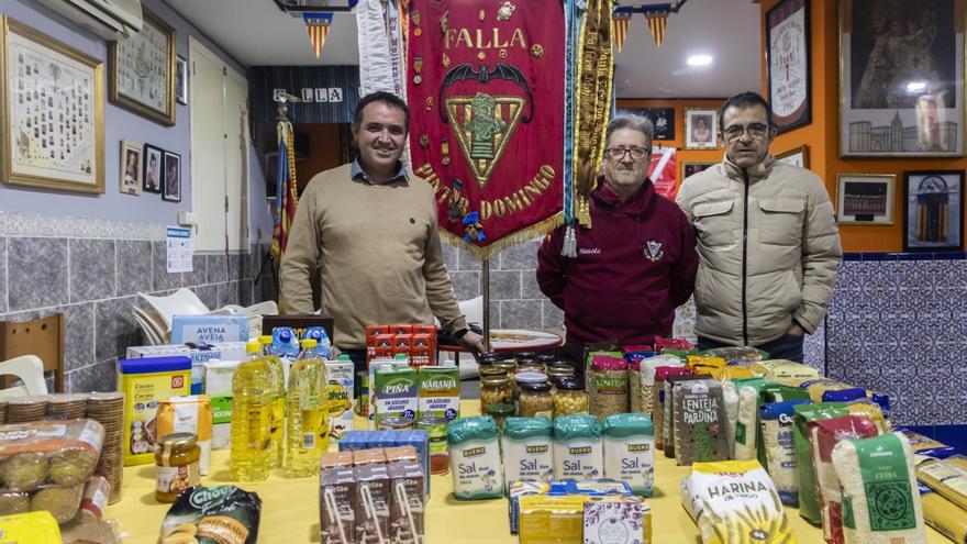 La mayor muestra de solidaridad fallera en Pintor Domingo-Guillem de Castro