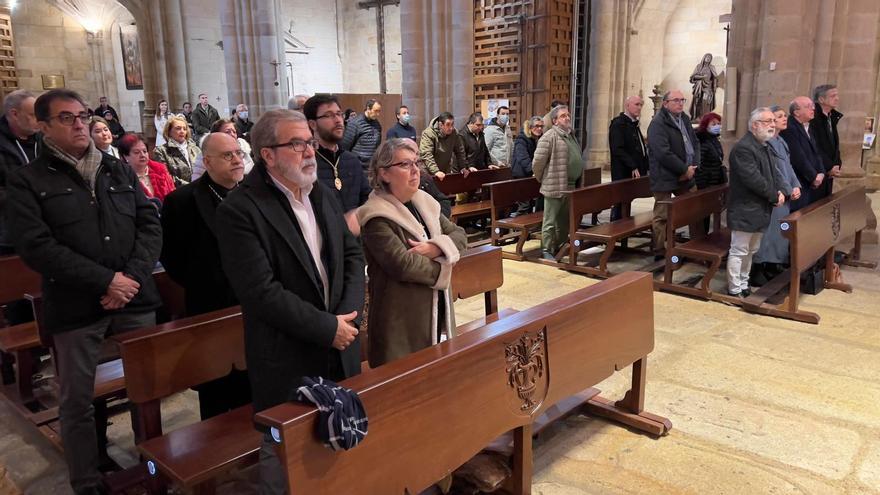 Acto del Lignum Crucis a cargo del Cristo Negro