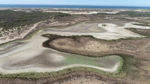 La laguna de Santa Olalla en agosto de 2022, seca.