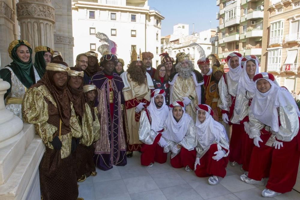 Los Reyes Magos desembarcan en Cartagena