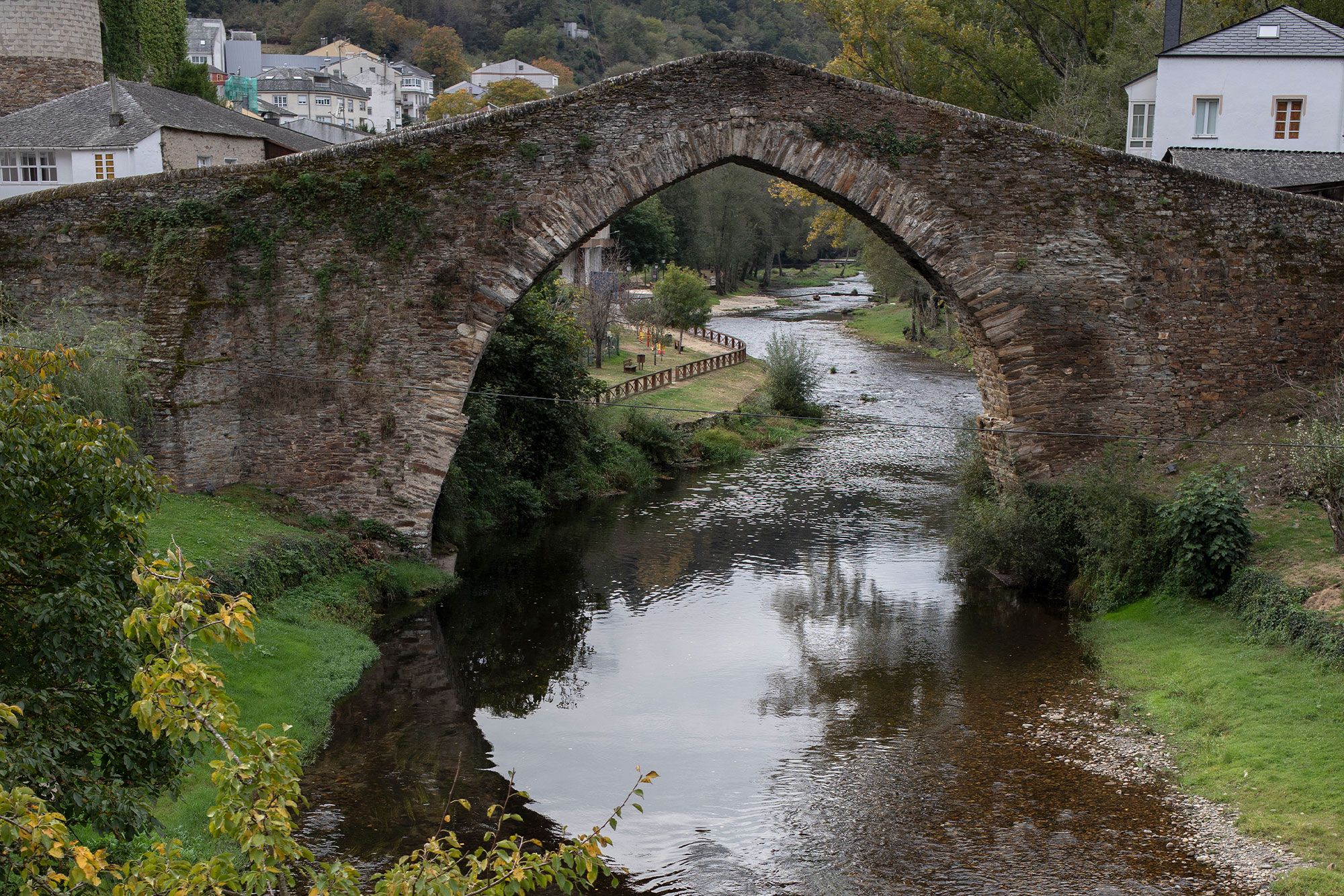 Puente medieval de Navia de Suarna