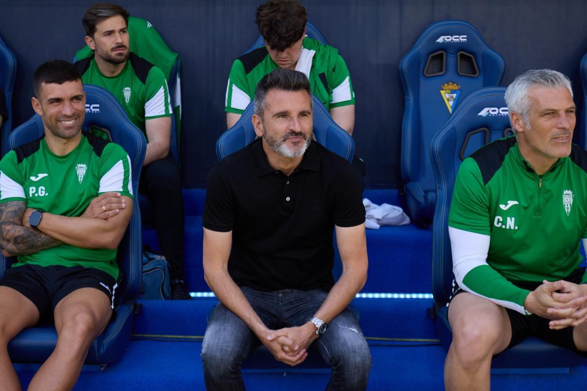 Iván Ania, entrenador del Córdoba CF, durante el partido con ante el Cádiz.