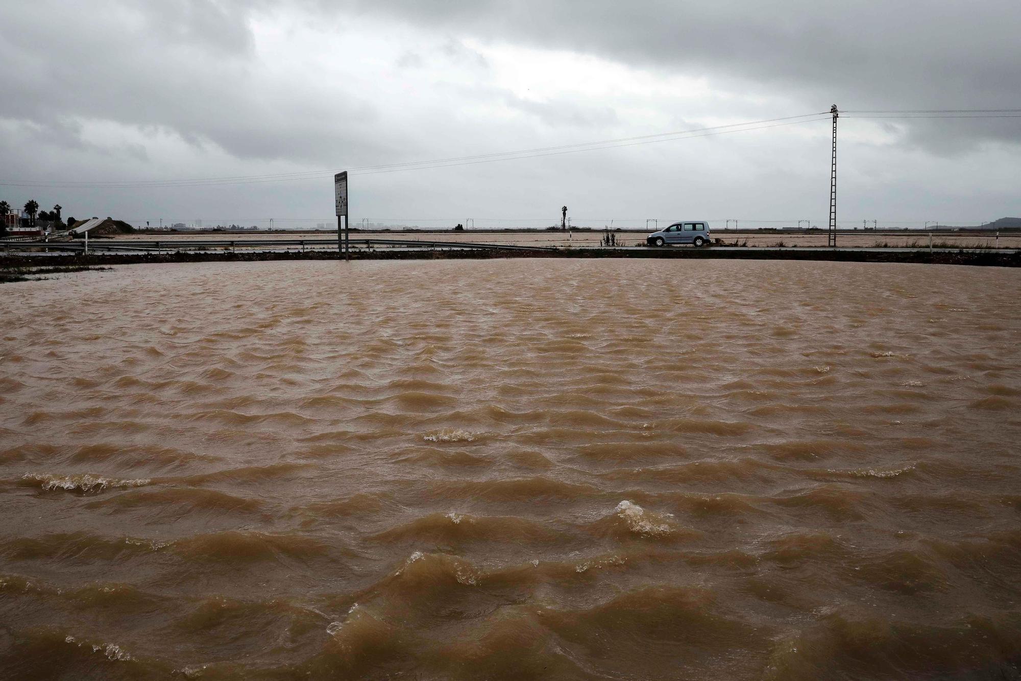 Tormentas en Valencia | Las lluvias torrenciales descargan con fuerza en la Comunitat Valenciana