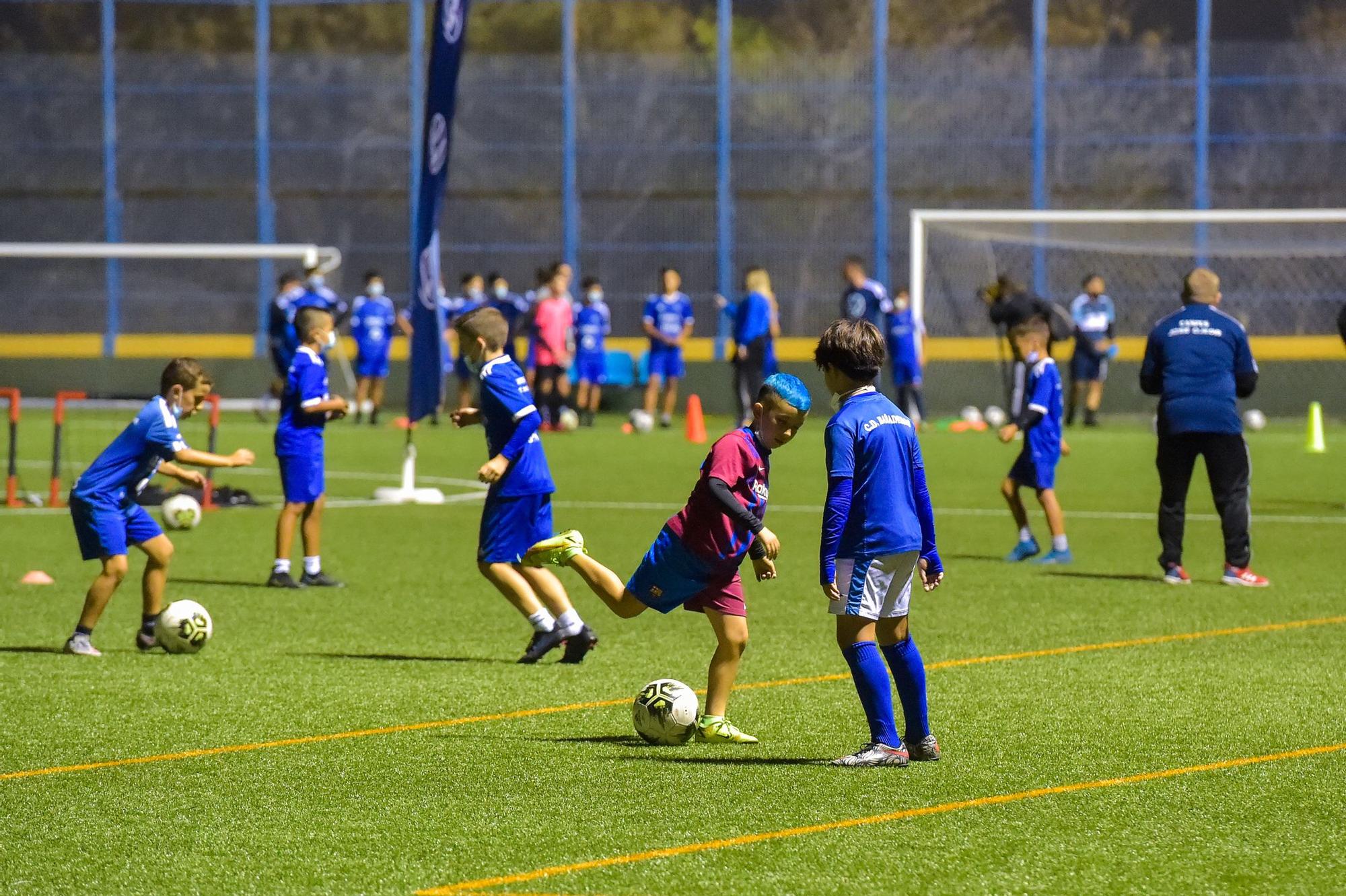 Jonathan Viera da una clase magistral a 50 jóvenes talentos