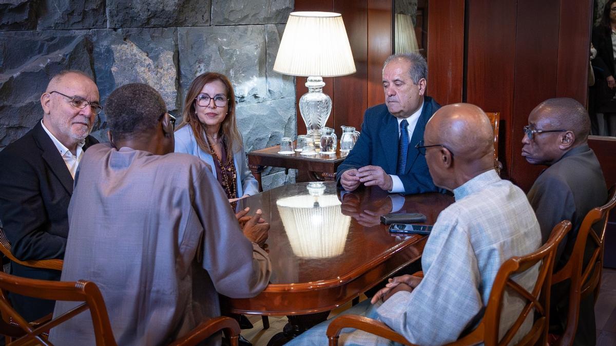 Reunión con el Mediador de la República senegalesa, Demba Kandji.