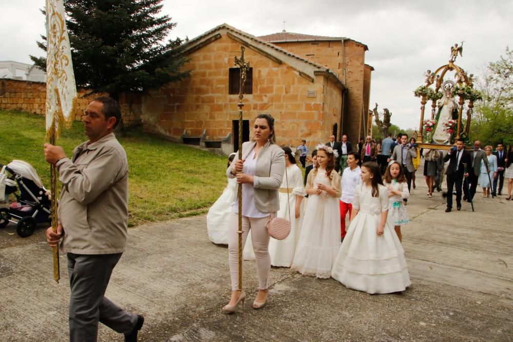 Villaescusa honra a la Virgen del Olmo