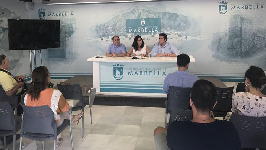 La edil Isabel Pérez, en rueda de prensa.