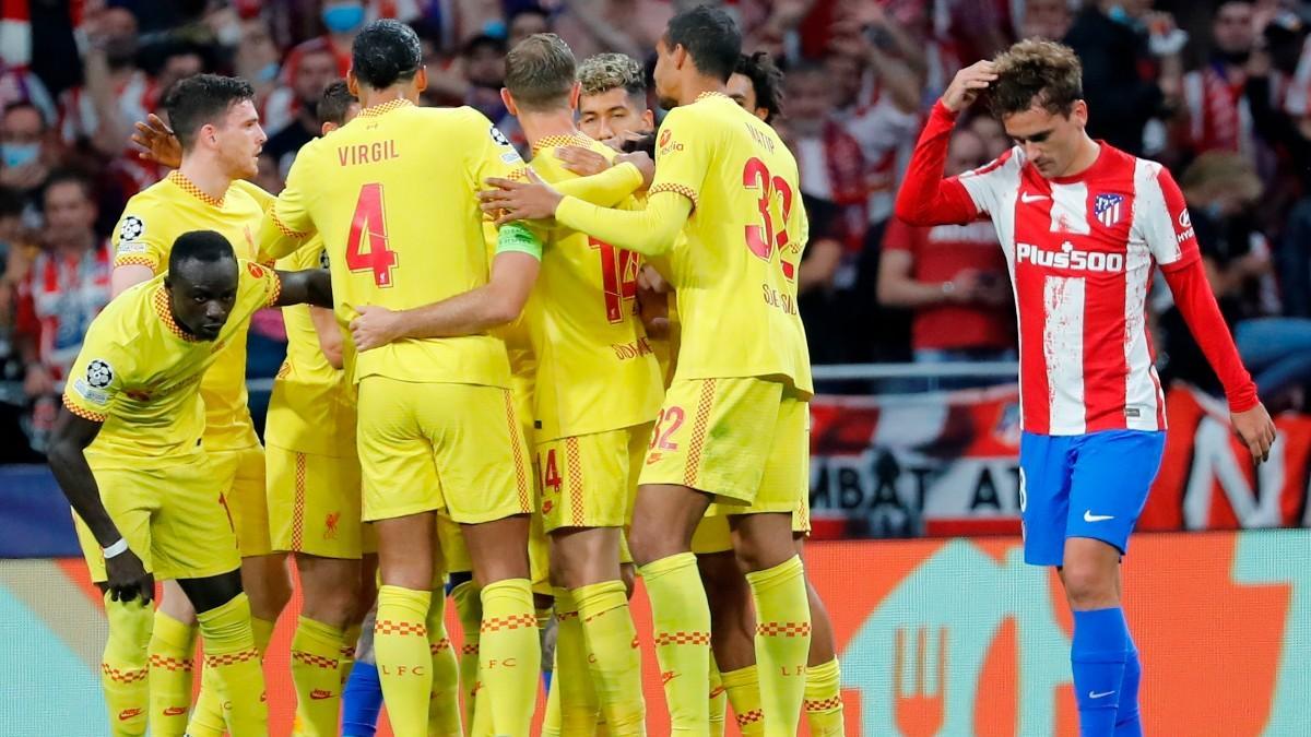 Los jugadores del Liverpool celebran uno de los tantos ante Griezmann en el partido de ida