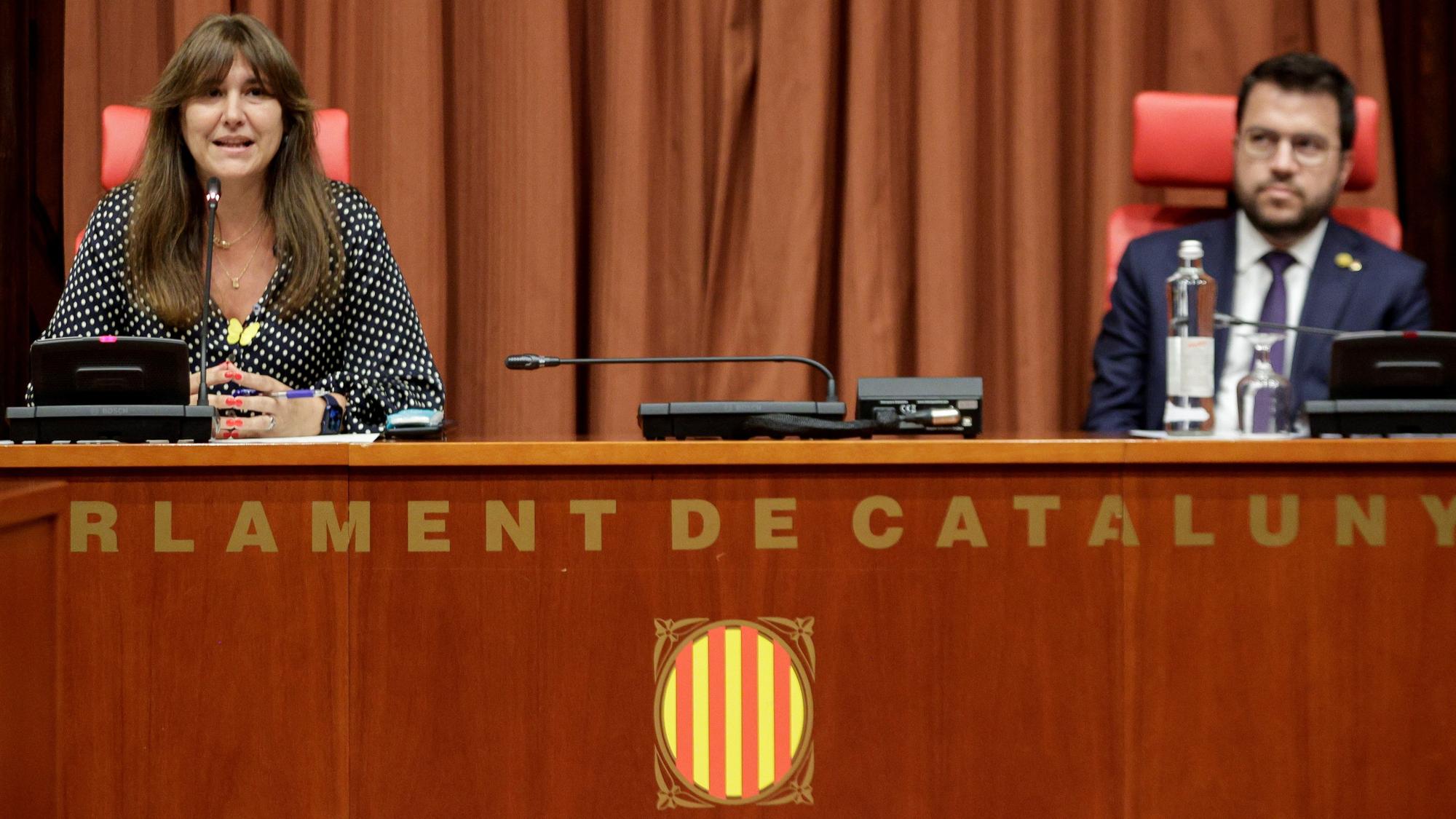 Presidenta del Parlament Laura Borrás GRAFCAT9306 BARCELONA 29/06/2022.- La presidenta del Parlament, Laura Borrás, durante la asamblea de constitución de la Asociación Nacional Parlamentaria Escolta Cataluña (Anpec) de la XIV legislatura y en la que también participó el presidente de la Generalitat, Pere Aragonés. EFE/Quique Garcia