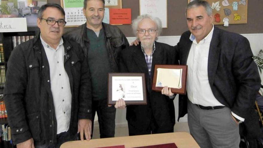 La Asociación Cultural Serondaya homenajea al pintor Tinso