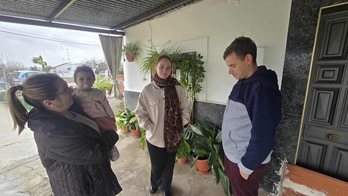 Juan Antonio Menor, María José y su tía Lola.